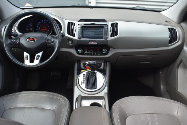 KIA SPORTAGE 2.0 SUPER PACK / 4 X STOELEN VERWARMD / 100% ONDERHOUDEN / NL AUTO, Grouwstra Personen- en Bedrijfsautos BV, Devent