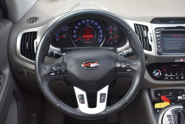 KIA SPORTAGE 2.0 SUPER PACK / 4 X STOELEN VERWARMD / 100% ONDERHOUDEN / NL AUTO, Grouwstra Personen- en Bedrijfsautos BV, Devent