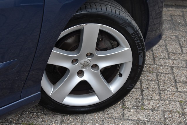 PEUGEOT 308 1.6 VTI XT / GOED ONDEROHUDEN / PANO. DAK / STOELVERW , Grouwstra Personen- en Bedrijfsautos BV, Deventer