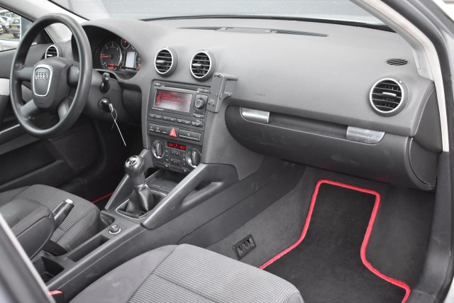 AUDI A3 2.0 TDI ATTR. BNS / PANO DAK / CLIMA / PDC / 100% ONDERHOUDEN, Grouwstra Personen- en Bedrijfsautos BV, Deventer