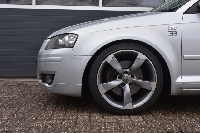 AUDI A3 2.0 TDI ATTR. BNS / PANO DAK / CLIMA / PDC / 100% ONDERHOUDEN, Grouwstra Personen- en Bedrijfsautos BV, Deventer