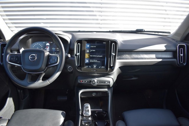 VOLVO XC40 1.5 T4 RECHARGE / LEDER / H/K AUDIO / EL. STOEL+MEMORY, Grouwstra Auto`s, Deventer