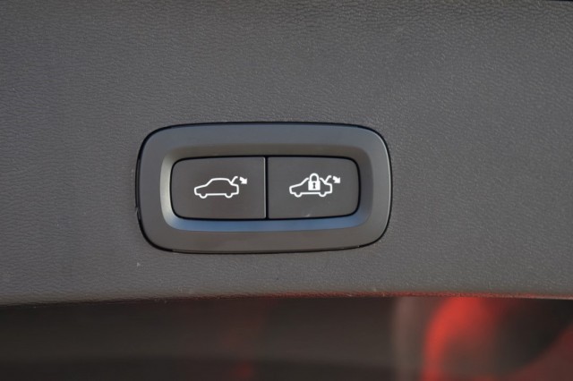 VOLVO XC40 1.5 T4 RECHARGE / LEDER / H/K AUDIO / EL. STOEL+MEMORY, Grouwstra Auto`s, Deventer