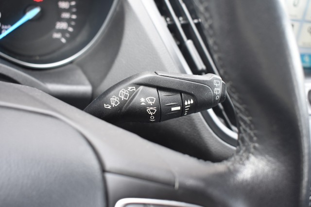 FORD KUGA 1.5 ECOB. TITANIUM / PDC /  TREKHAAK / STOELVERWARMING , Grouwstra Personen- en Bedrijfsautos BV, Deventer