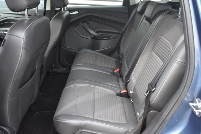 FORD KUGA 1.5 ECOB. TITANIUM / PDC /  TREKHAAK / STOELVERWARMING , Grouwstra Personen- en Bedrijfsautos BV, Deventer