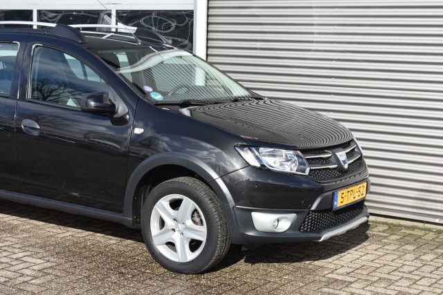 DACIA SANDERO 0.9 TCE STEPWAY / NAVI / TREKHAAK / PDC / BLUETOOTH , Grouwstra Personen- en Bedrijfsautos BV, Deventer