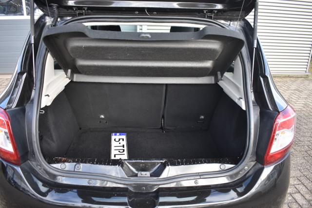 DACIA SANDERO 0.9 TCE STEPWAY / NAVI / TREKHAAK / PDC / BLUETOOTH , Grouwstra Personen- en Bedrijfsautos BV, Deventer