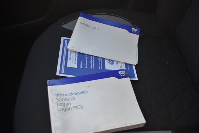 DACIA SANDERO 0.9 TCE STEPWAY / NAVI / TREKHAAK / PDC / BLUETOOTH , Grouwstra Personen- en Bedrijfsautos BV, Deventer