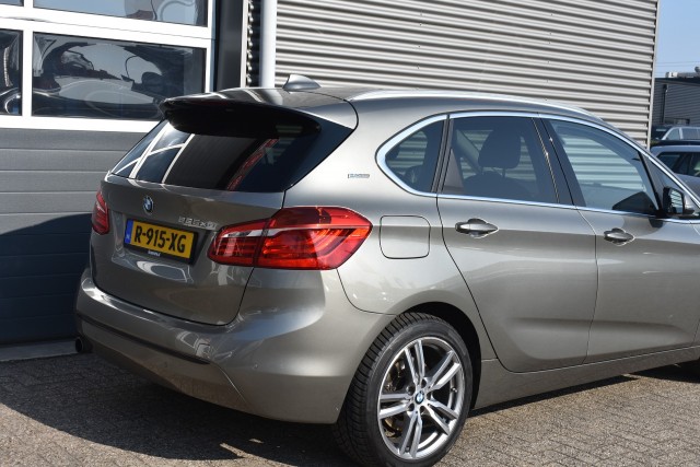 BMW 2-SERIE 225XE IP EXECUTIVE / NAVI / PANO DAK / LANE ASS  , Grouwstra Personen- en Bedrijfsautos BV, Deventer