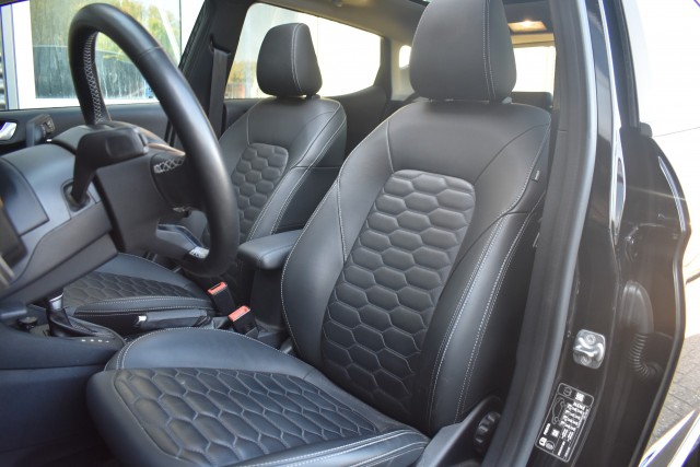 FORD FIESTA 1.0 ECOB.HY. VIGNALE / LEDER / AUTOMAAT / PANORAMA DAK , Grouwstra Personen- en Bedrijfsautos BV, Deventer