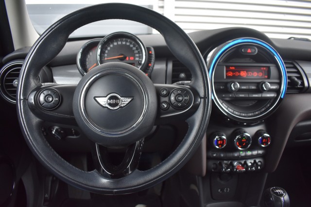 MINI COOPER 1.5 COOPER CHILI S.BNS / CLIMA / STOELVERW. / CRUISE, Grouwstra Personen- en Bedrijfsautos BV, Deventer