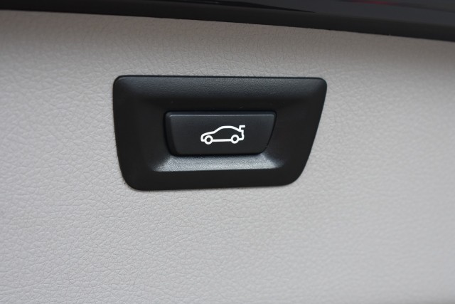 BMW 3-SERIE 330I AUT. TOURING LUXURY EDITION / LED PAKKET / EL. A-KLEP / EL. TREKH., Grouwstra Auto`s, Deventer