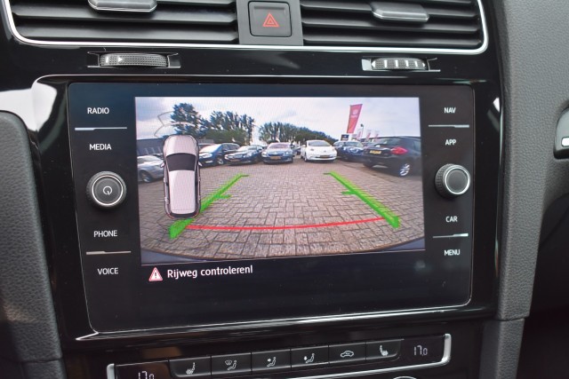 VOLKSWAGEN GOLF 2.0 TSI 4MOTION R / 1e LAK / GOED ONDERHOUDEN / VOL OPTIES!, Grouwstra Personen- en Bedrijfsautos BV, Deventer