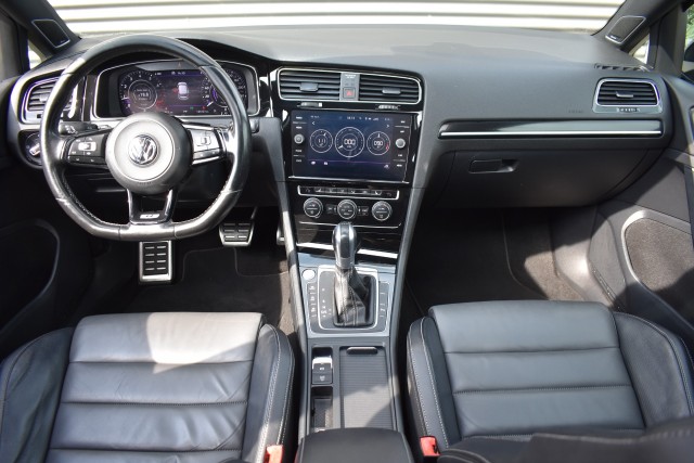 VOLKSWAGEN GOLF 2.0 TSI 4MOTION R / 1e LAK / GOED ONDERHOUDEN / VOL OPTIES!, Grouwstra Personen- en Bedrijfsautos BV, Deventer