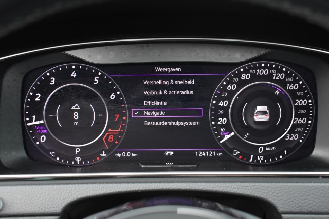 VOLKSWAGEN GOLF 2.0 TSI 4MOTION R / 1e LAK / GOED ONDERHOUDEN / VOL OPTIES!, Grouwstra Personen- en Bedrijfsautos BV, Deventer