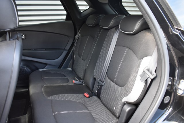 RENAULT CAPTUR 1.2 TCE AUT. BOSE / P.CAM / PDC V+A / LED PAKKET / STOEL VERW., Grouwstra Auto`s, Deventer