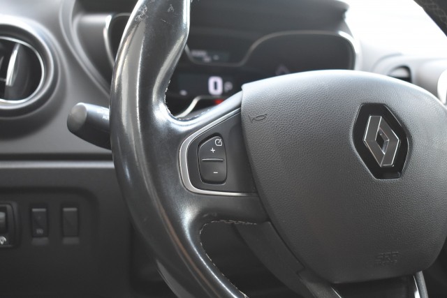 RENAULT CAPTUR 1.2 TCE AUT. BOSE / P.CAM / PDC V+A / LED PAKKET / STOEL VERW., Grouwstra Auto`s, Deventer