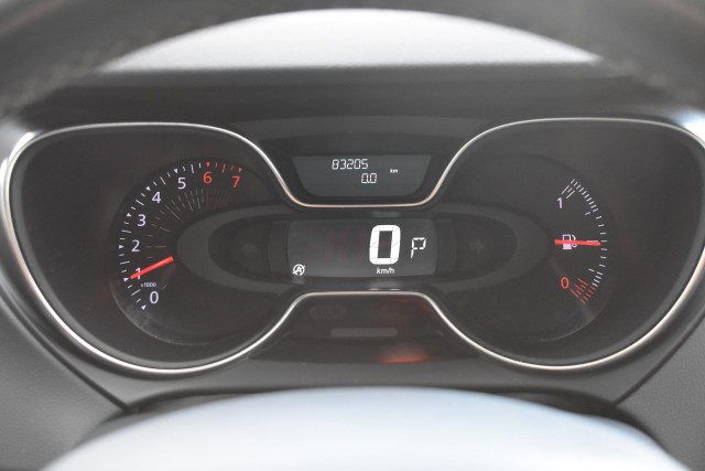 RENAULT CAPTUR 1.2 TCE AUT. BOSE / P.CAM / PDC V+A / LED PAKKET / STOEL VERW., Grouwstra Auto`s, Deventer