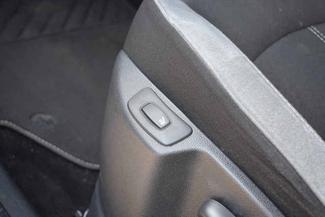 RENAULT CAPTUR 1.2 TCE AUT. BOSE / P.CAM / PDC V+A / LED PAKKET / STOEL VERW., Grouwstra Auto`s, Deventer