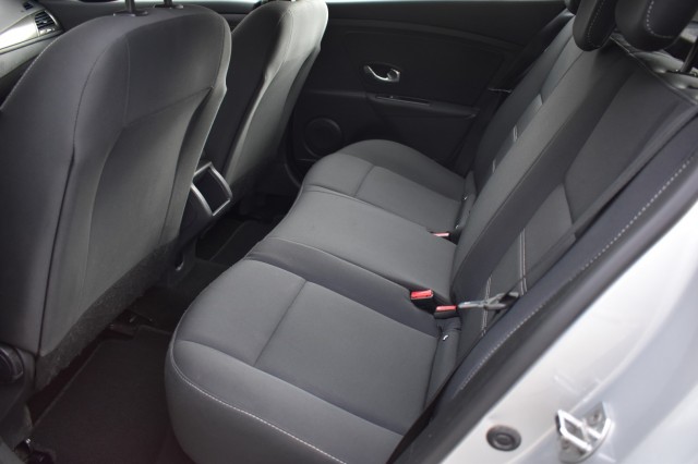 RENAULT MEGANE 1.5 DCI 5DRS. EXPRESSION / NAVI / CRUISE / TREKHAAK, Grouwstra Auto`s, Deventer