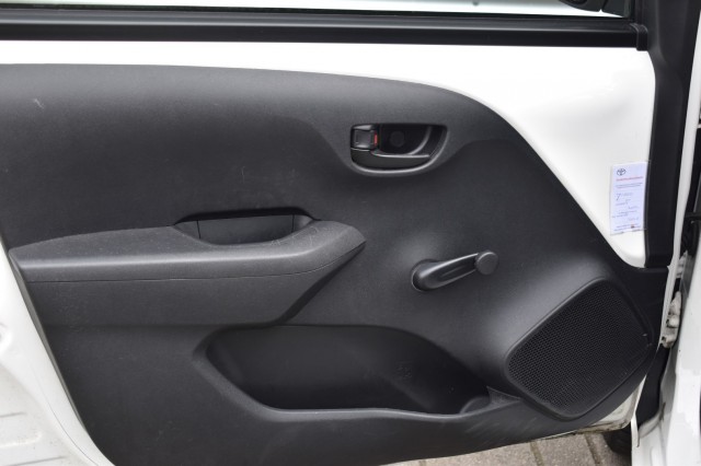 TOYOTA AYGO 1.0 VVT-I X 5DRS. / 1e EIGENAAR / NL AUTO / GEEN AIRCO, Grouwstra Auto`s, Deventer