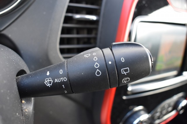 RENAULT CAPTUR 1.2 TCE AUT. / STOEL VERW. / ECC / PDC / H-LEDERLOOK BEKL., Grouwstra Auto`s, Deventer