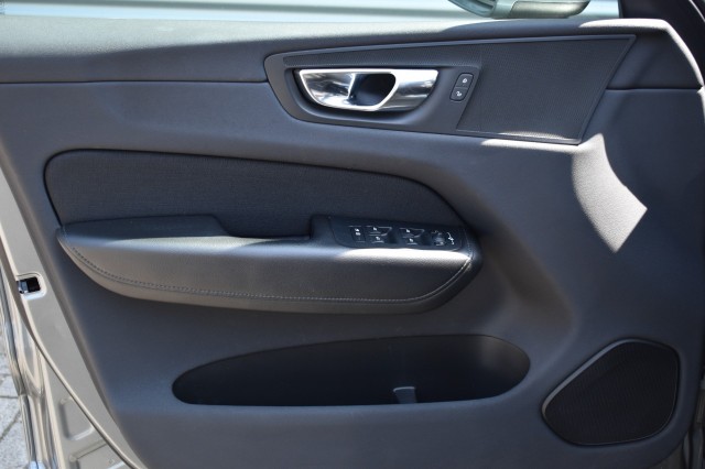 VOLVO XC60 2.0 T8 TE AWD / EL. A-KLEP / P.DAK / ADAP. CRUISE, Grouwstra Auto`s, Deventer