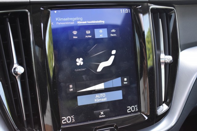 VOLVO XC60 2.0 T8 TE AWD / EL. A-KLEP / P.DAK / ADAP. CRUISE, Grouwstra Auto`s, Deventer