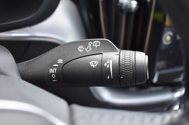 VOLVO XC60 2.0 T8 TE AWD / EL. A-KLEP / P.DAK / ADAP. CRUISE, Grouwstra Auto`s, Deventer