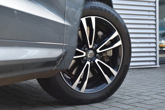 VOLVO XC60 2.0 T8 TE AWD / EL. A-KLEP / P.DAK / ADAP. CRUISE, Grouwstra Auto`s, Deventer