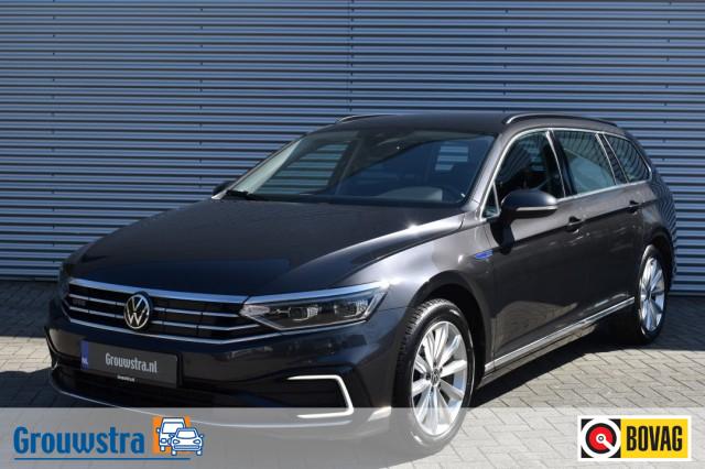 Volkswagen Passat - 1.4 TSI PHEV GTE / ADAP. CRUISE / P.CAM. / 100% DEALER ONDH.