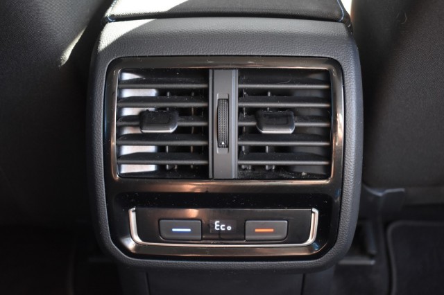 VOLKSWAGEN PASSAT 1.4 TSI PHEV GTE / ADAP. CRUISE / P.CAM. / 100% DEALER ONDH., Grouwstra Auto`s, Deventer