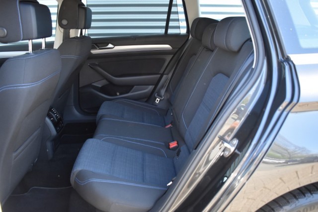 VOLKSWAGEN PASSAT 1.4 TSI PHEV GTE / ADAP. CRUISE / P.CAM. / 100% DEALER ONDH., Grouwstra Auto`s, Deventer