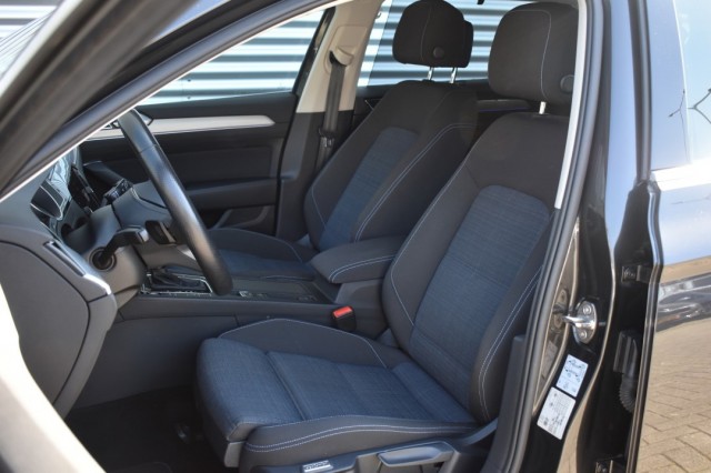 VOLKSWAGEN PASSAT 1.4 TSI PHEV GTE / ADAP. CRUISE / P.CAM. / 100% DEALER ONDH., Grouwstra Auto`s, Deventer