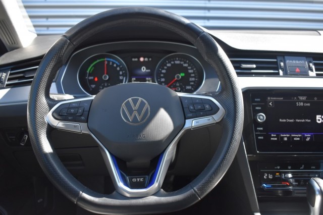 VOLKSWAGEN PASSAT 1.4 TSI PHEV GTE / ADAP. CRUISE / P.CAM. / 100% DEALER ONDH., Grouwstra Auto`s, Deventer