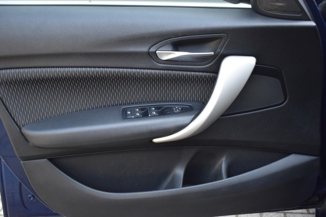 BMW 1-SERIE 116I 5DRS. / 18inch M SPORT / APPLE CARPLAY + NAVI / P.CAM + PDC V+A, Grouwstra Auto`s, Deventer