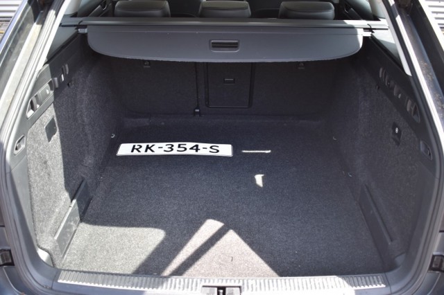SKODA SUPERB COMBI 1.4 TSI DSG7 STYLE BUSINESS / P.DAK / EL. STOELEN / KEYLESS, Grouwstra Auto`s, Deventer