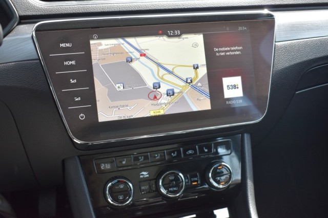 SKODA SUPERB COMBI 1.4 TSI DSG7 STYLE BUSINESS / P.DAK / EL. STOELEN / KEYLESS, Grouwstra Auto`s, Deventer