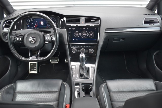 VOLKSWAGEN GOLF 2.0 TSI 4MOTION R / NL AUTO / 1e EIGENAAR, Grouwstra Auto`s, Deventer