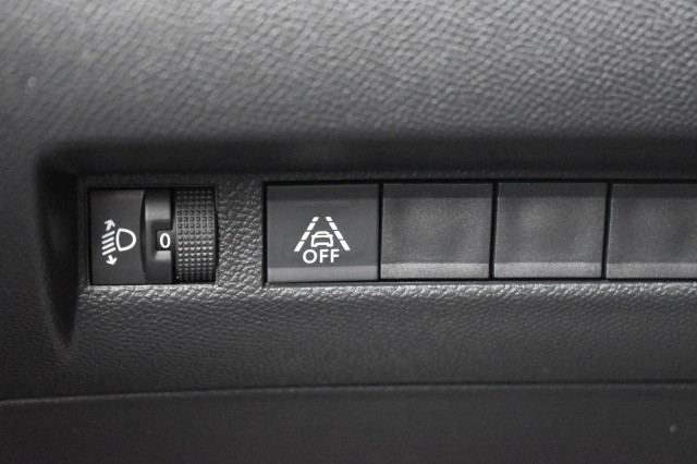 PEUGEOT 208 1.2 PURETECH ALLURE / NAVI + APP CONNECT / ECC / PDC / LED PAKKET, Grouwstra Auto`s, Deventer