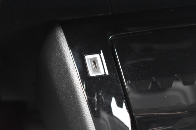 PEUGEOT 208 1.2 PURETECH ALLURE / NAVI + APP CONNECT / ECC / PDC / LED PAKKET, Grouwstra Auto`s, Deventer