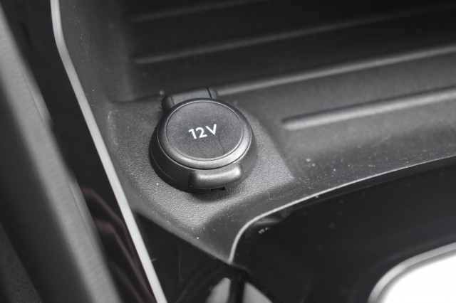 PEUGEOT 208 1.2 PURETECH ALLURE / NAVI + APP CONNECT / ECC / PDC / LED PAKKET, Grouwstra Auto`s, Deventer