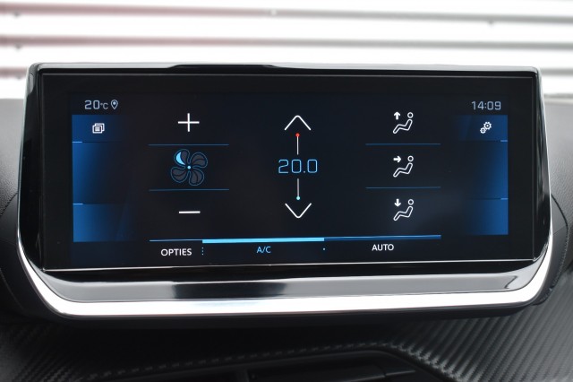 PEUGEOT 208 1.2 PURETECH ALLURE / NAVI + APP CONNECT / ECC / PDC / LED PAKKET, Grouwstra Auto`s, Deventer