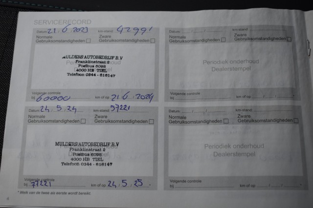 PEUGEOT 208 1.2 PURETECH ALLURE / NAVI + APP CONNECT / ECC / PDC / LED PAKKET, Grouwstra Auto`s, Deventer