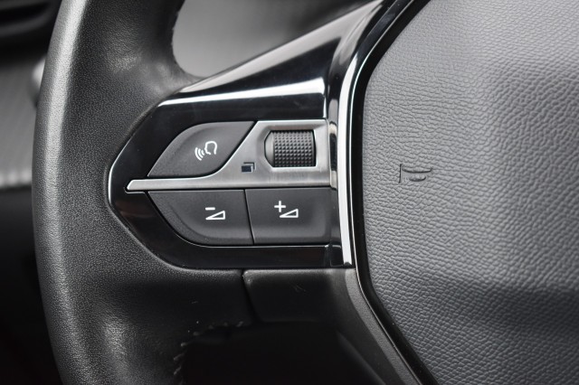 PEUGEOT 208 1.2 PURETECH ALLURE / NAVI + APP CONNECT / ECC / PDC / LED PAKKET, Grouwstra Auto`s, Deventer