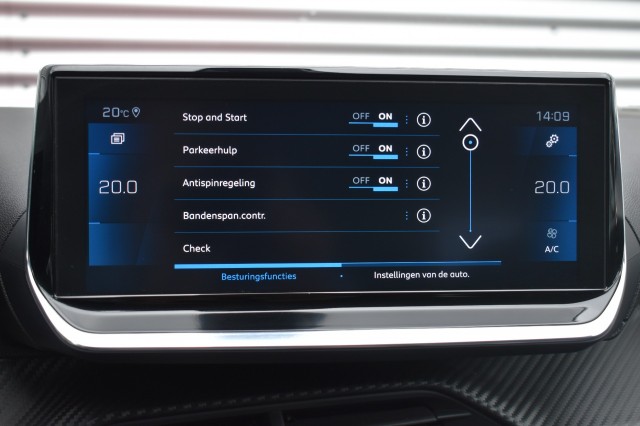 PEUGEOT 208 1.2 PURETECH ALLURE / NAVI + APP CONNECT / ECC / PDC / LED PAKKET, Grouwstra Auto`s, Deventer