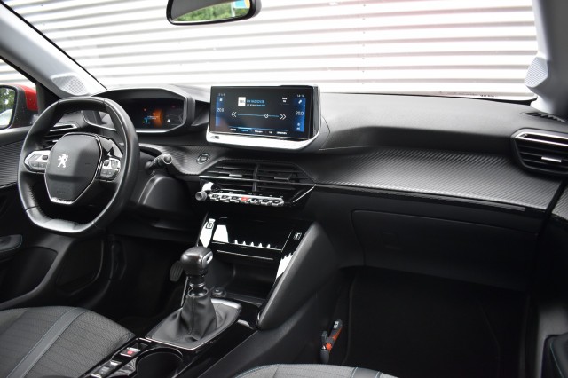 PEUGEOT 208 1.2 PURETECH ALLURE / NAVI + APP CONNECT / ECC / PDC / LED PAKKET, Grouwstra Auto`s, Deventer