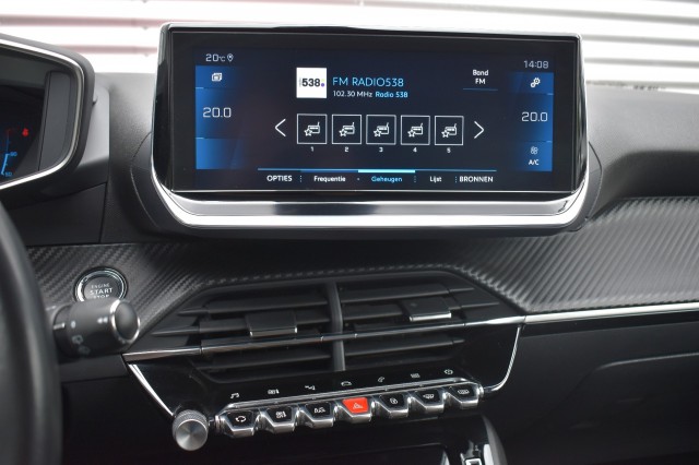 PEUGEOT 208 1.2 PURETECH ALLURE / NAVI + APP CONNECT / ECC / PDC / LED PAKKET, Grouwstra Auto`s, Deventer