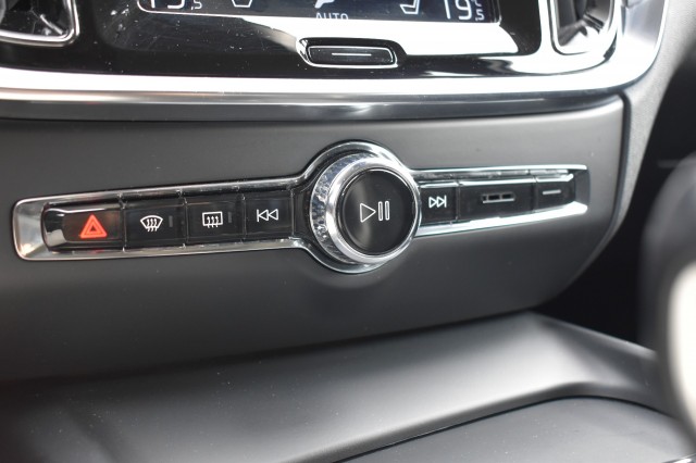 VOLVO V60 2.0 T4 MOMENT.PRO / POLESTAR ENGINEERD / NL AUTO , Grouwstra Auto`s, Deventer