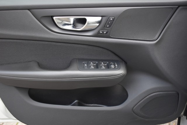 VOLVO V60 2.0 T4 MOMENT.PRO / POLESTAR ENGINEERD / NL AUTO , Grouwstra Auto`s, Deventer